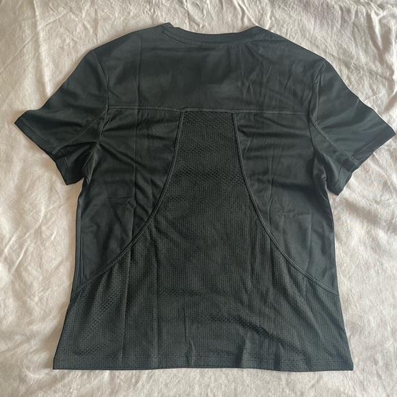 Reebok Black Running Speedwick T-shirt Size Small - Picture 2 of 6